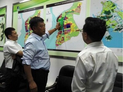 修正藥業(yè)集團(tuán)修淶貴董事長(zhǎng)到珠?？疾旃ぷ?></a></div>
<div   id=