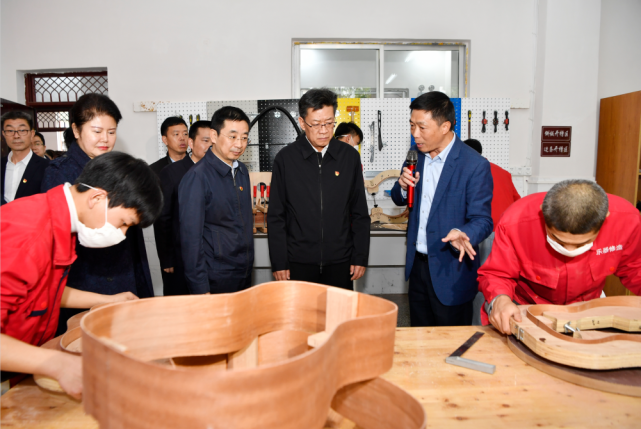 珠海市黨政代表團赴遵義考察，深化東西部協作共促職業教育發展